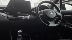 2020 (70) TOYOTA C-HR 1.8 Hybrid Design 5dr CVT 5572119
