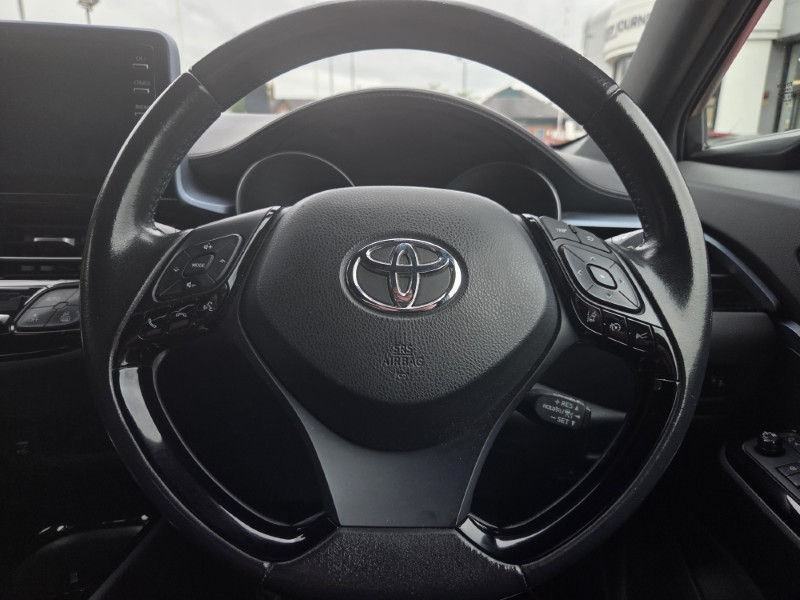 2020 (70) TOYOTA C-HR 1.8 Hybrid Design 5dr CVT 5572131