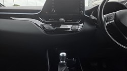 2020 (70) TOYOTA C-HR 1.8 Hybrid Design 5dr CVT 5572120