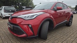 2020 (70) TOYOTA C-HR 1.8 Hybrid Design 5dr CVT 5572105