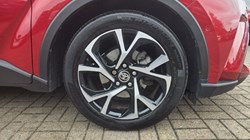 2020 (70) TOYOTA C-HR 1.8 Hybrid Design 5dr CVT 5572098