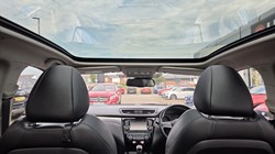 2018 (67) NISSAN QASHQAI 1.2 DiG-T Tekna 5dr 5582135