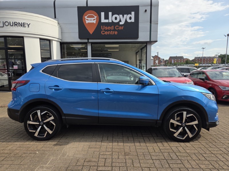 2018 (67) NISSAN QASHQAI 1.2 DiG-T Tekna 5dr 5582118
