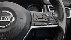 2018 (67) NISSAN QASHQAI 1.2 DiG-T Tekna 5dr 5582154