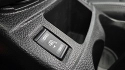 2018 (67) NISSAN QASHQAI 1.2 DiG-T Tekna 5dr 5582157