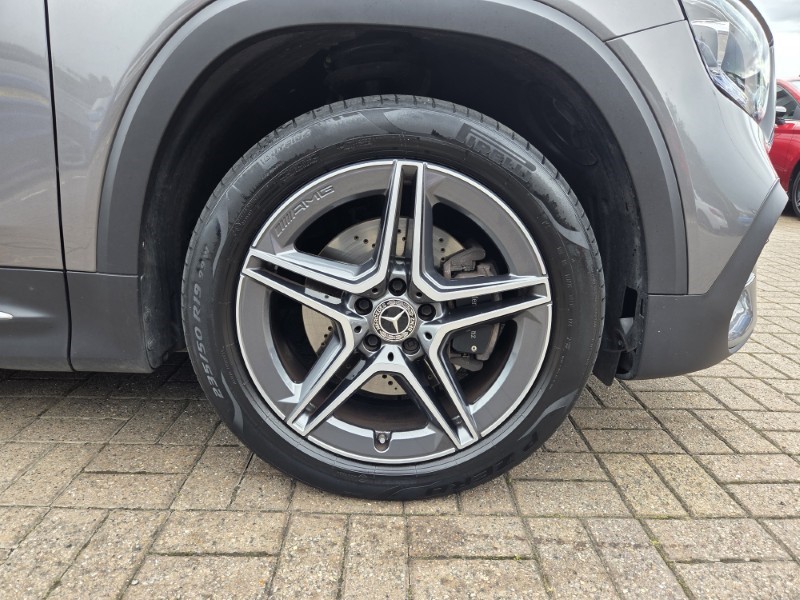 2021 (21) MERCEDES-BENZ GLB 200 AMG Line 5dr 7G-Tronic 5582169