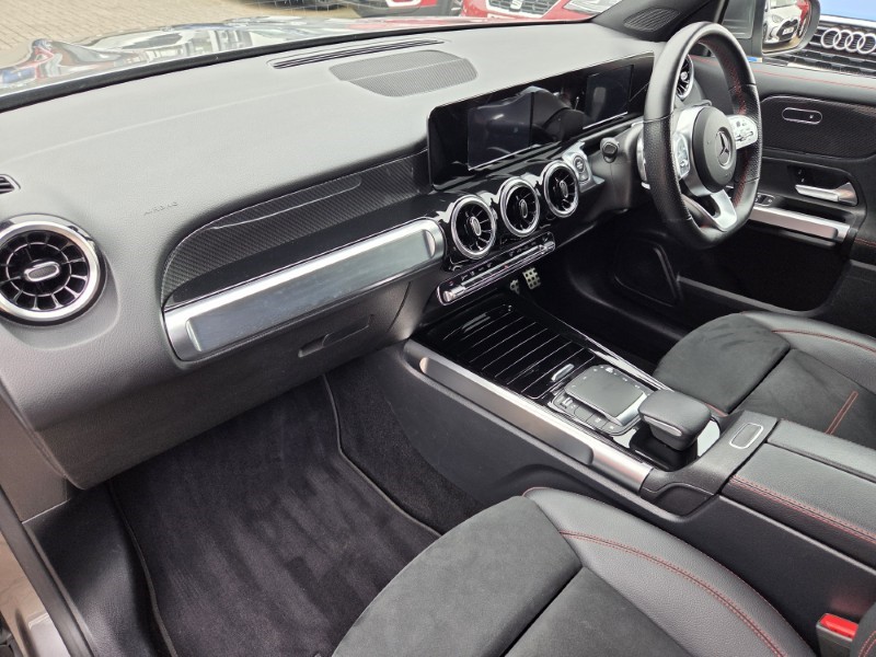 2021 (21) MERCEDES-BENZ GLB 200 AMG Line 5dr 7G-Tronic 5582196