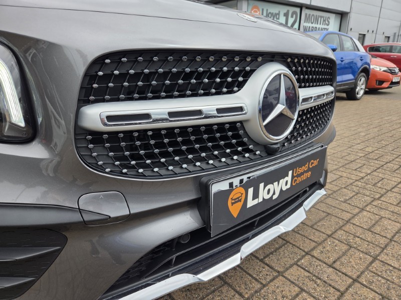 2021 (21) MERCEDES-BENZ GLB 200 AMG Line 5dr 7G-Tronic 5582175