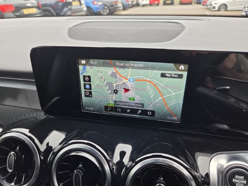 2021 (21) MERCEDES-BENZ GLB 200 AMG Line 5dr 7G-Tronic 5582211