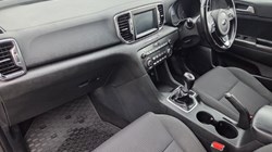 2017 (17) KIA SPORTAGE 1.6 GDi ISG 2 5dr 5587637