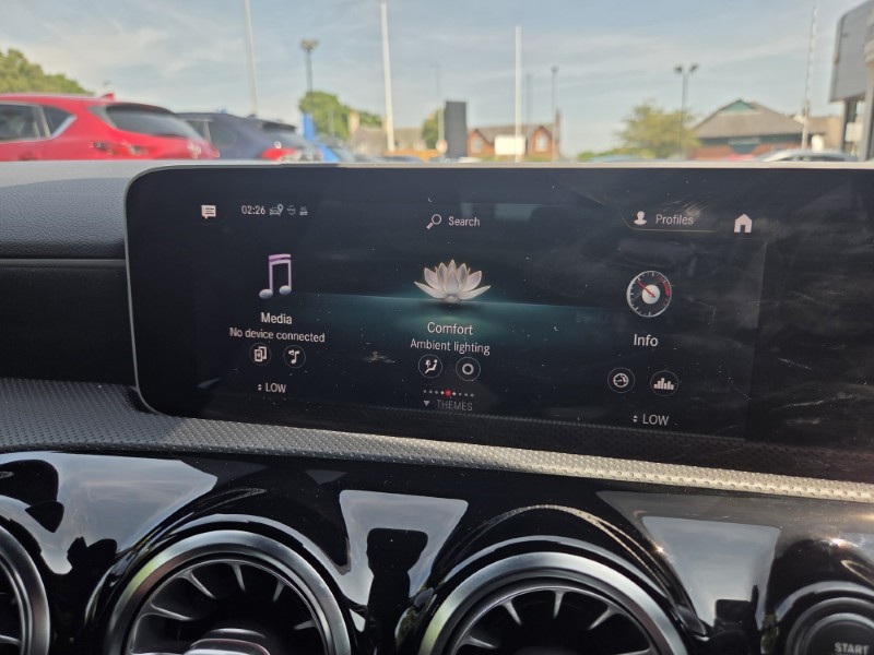 2019 (69) MERCEDES-BENZ A CLASS A180d AMG Line Premium 5dr Auto 5607872