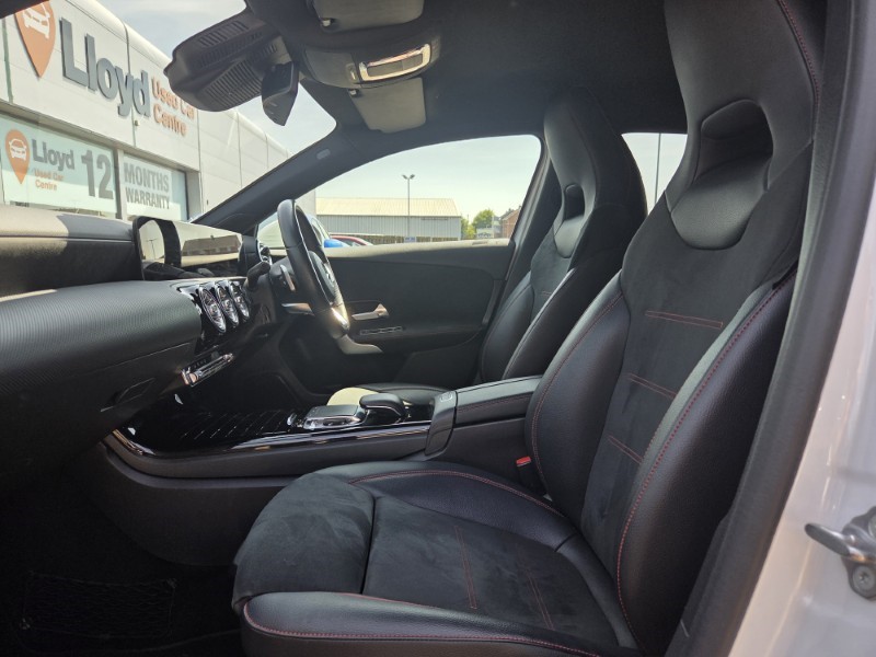 2019 (69) MERCEDES-BENZ A CLASS A180d AMG Line Premium 5dr Auto 5607857