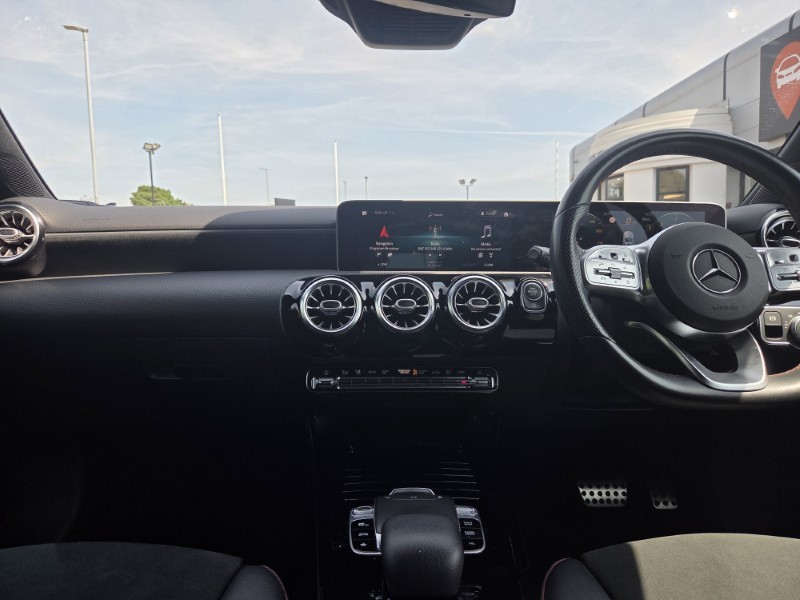 2019 (69) MERCEDES-BENZ A CLASS A180d AMG Line Premium 5dr Auto 5607851