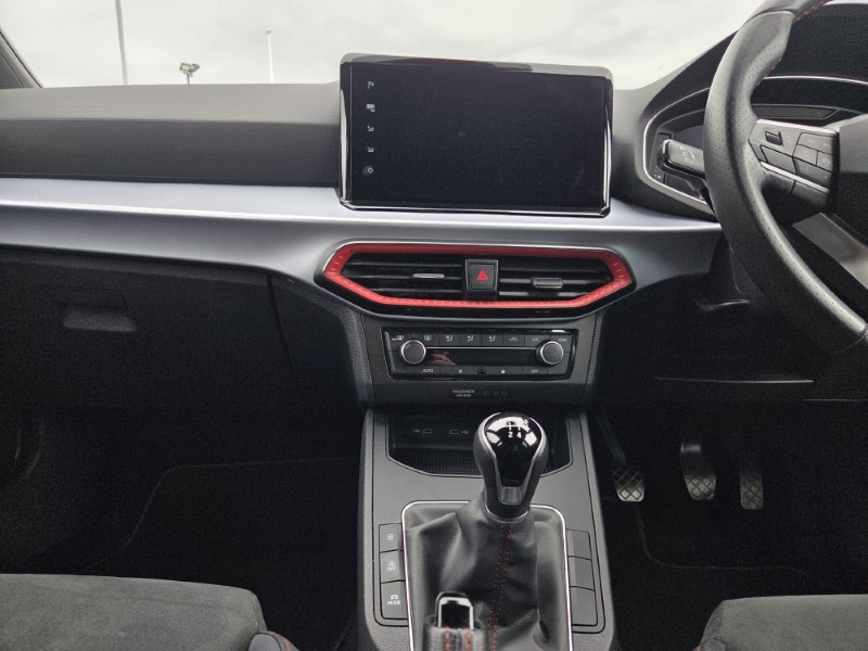 2022 (22) SEAT IBIZA 1.0 TSI 110 FR Sport 5dr 5584088