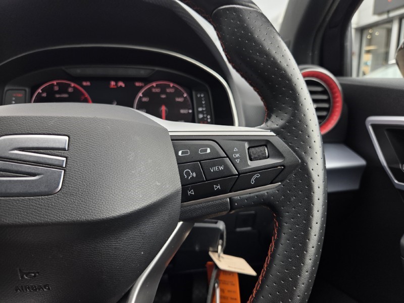 2022 (22) SEAT IBIZA 1.0 TSI 110 FR Sport 5dr 5584097
