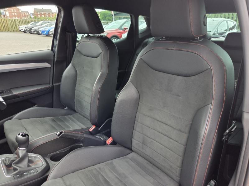 2022 (22) SEAT IBIZA 1.0 TSI 110 FR Sport 5dr 5584092