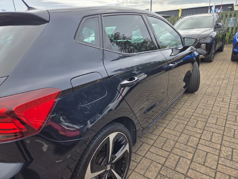 2022 (22) SEAT IBIZA 1.0 TSI 110 FR Sport 5dr 5584076