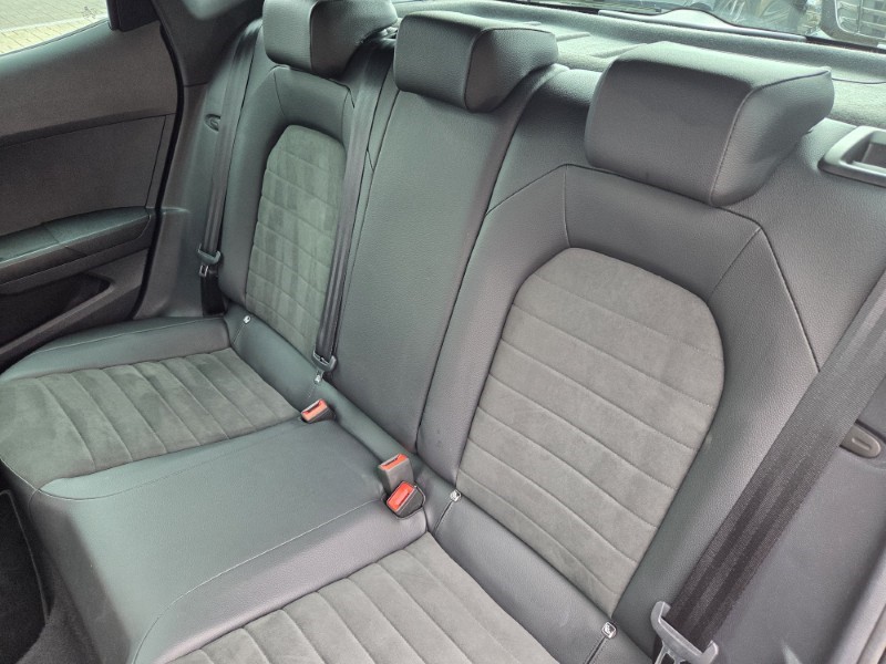 2022 (22) SEAT IBIZA 1.0 TSI 110 FR Sport 5dr 5584089