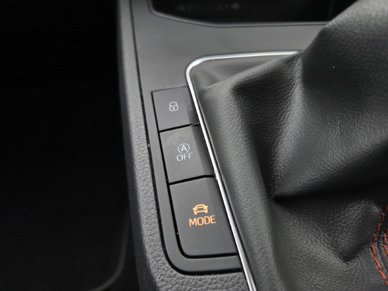 2022 (22) SEAT IBIZA 1.0 TSI 110 FR Sport 5dr 5584100