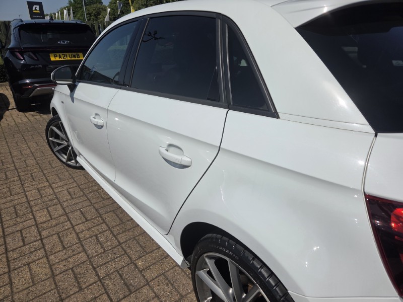 2018 (18) AUDI A1 1.4 TFSI 125 Black Edition Nav 5dr 5595773