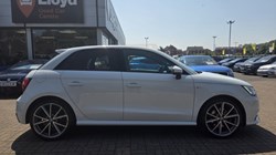 2018 (18) AUDI A1 1.4 TFSI 125 Black Edition Nav 5dr 5595763