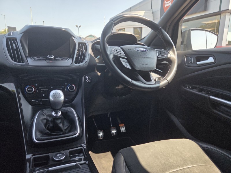 2017 (67) FORD KUGA 2.0 TDCi 180 ST-Line 5dr 5596865