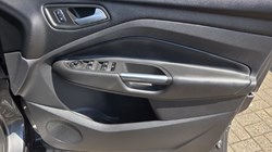 2017 (67) FORD KUGA 2.0 TDCi 180 ST-Line 5dr 5596872