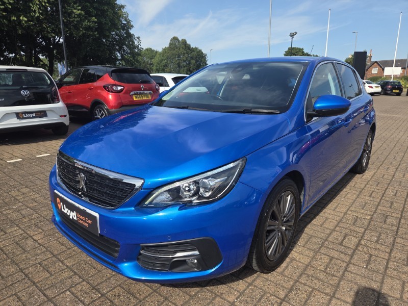 2020 (70) PEUGEOT 308 1.2 PureTech 130 Allure 5dr [Digital i-Cockpit] 5596892