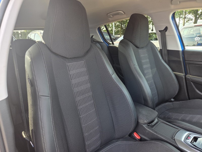 2020 (70) PEUGEOT 308 1.2 PureTech 130 Allure 5dr [Digital i-Cockpit] 5596914