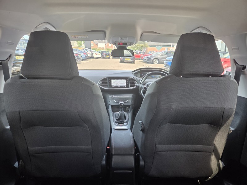 2020 (70) PEUGEOT 308 1.2 PureTech 130 Allure 5dr [Digital i-Cockpit] 5596904