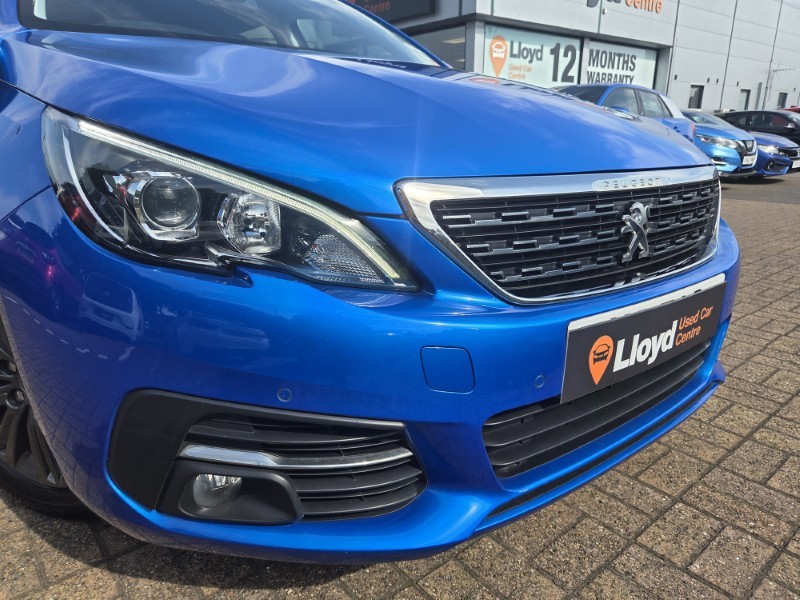 2020 (70) PEUGEOT 308 1.2 PureTech 130 Allure 5dr [Digital i-Cockpit] 5596894