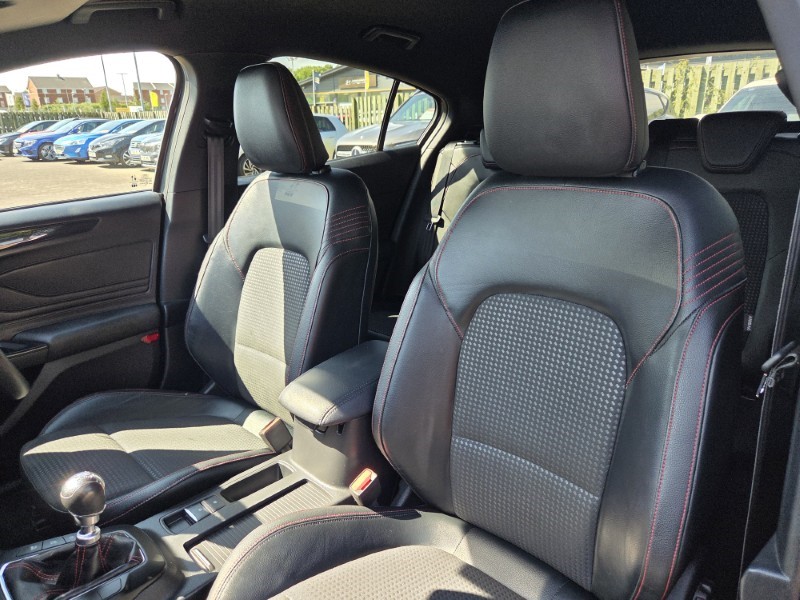2020 (70) FORD FOCUS 1.0 EcoBoost Hybrid mHEV 125 ST-Line X Edition 5dr 5602302