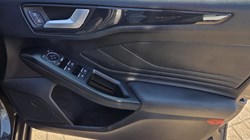 2020 (70) FORD FOCUS 1.0 EcoBoost Hybrid mHEV 125 ST-Line X Edition 5dr 5602304