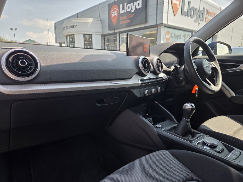 2024 (24) AUDI Q2 30 TFSI Sport 5dr 5599349