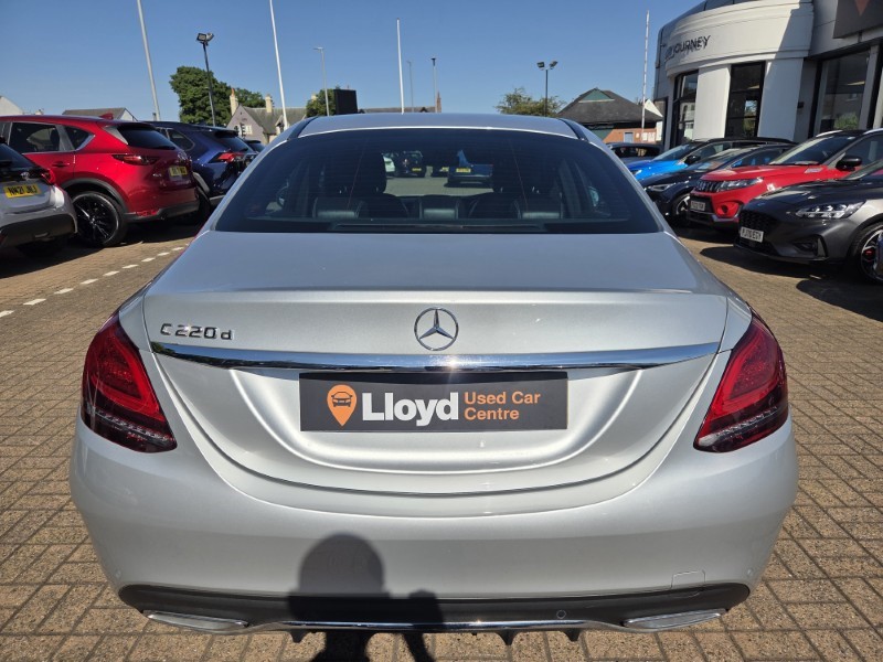 2018 (68) MERCEDES-BENZ C CLASS C220d AMG Line Premium 4dr 9G-Tronic 5605532