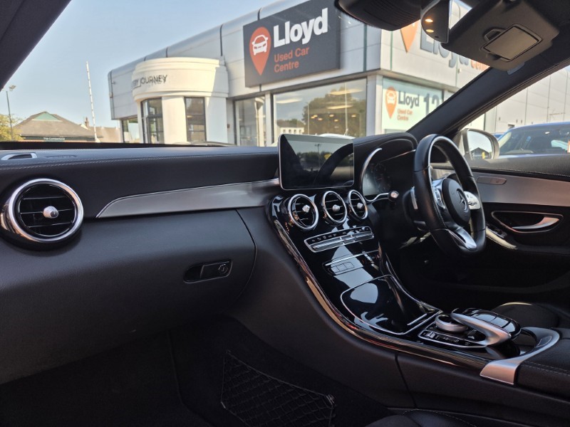 2018 (68) MERCEDES-BENZ C CLASS C220d AMG Line Premium 4dr 9G-Tronic 5605543