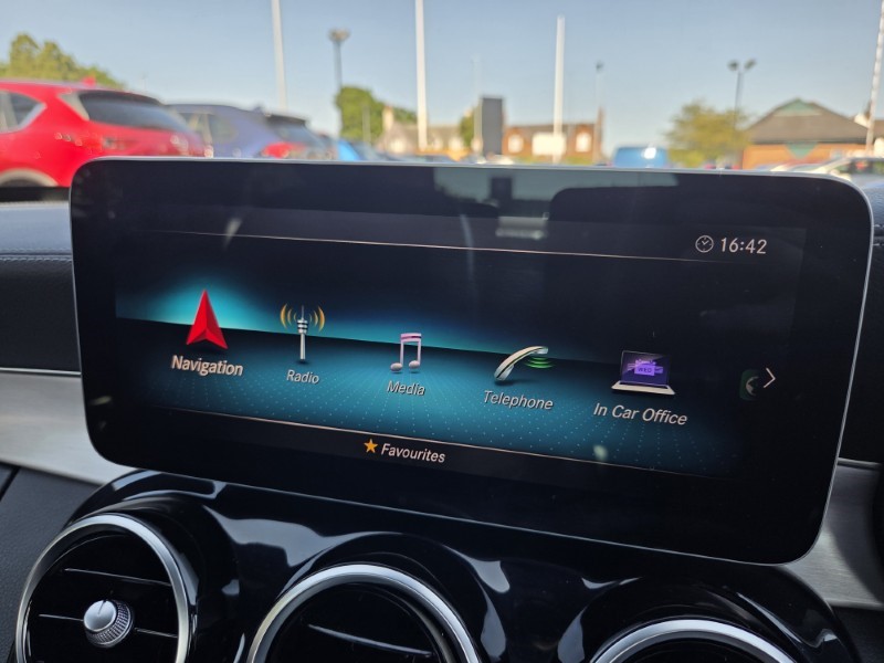 2018 (68) MERCEDES-BENZ C CLASS C220d AMG Line Premium 4dr 9G-Tronic 5605560