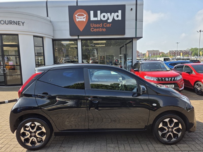 2018 (68) TOYOTA AYGO 1.0 VVT-i X-Plore 5dr 5599666