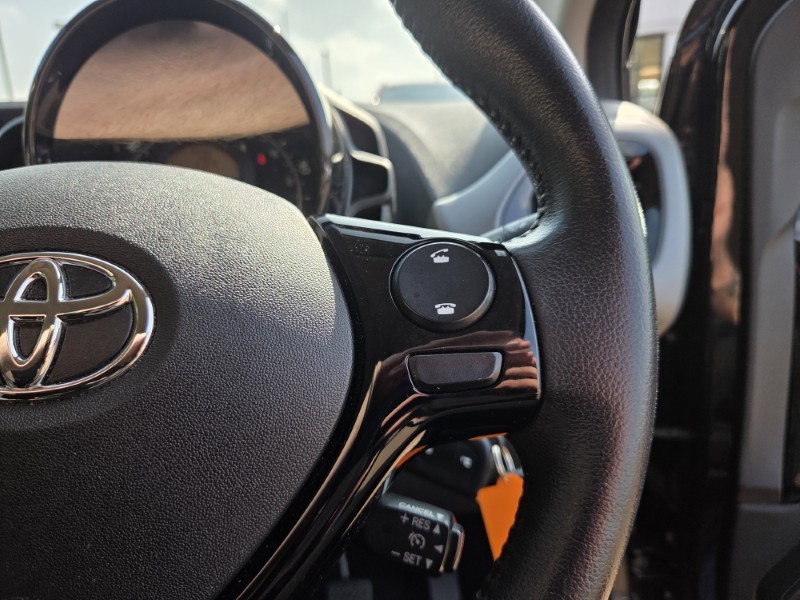 2018 (68) TOYOTA AYGO 1.0 VVT-i X-Plore 5dr 5599696
