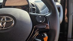 2018 (68) TOYOTA AYGO 1.0 VVT-i X-Plore 5dr 5599696