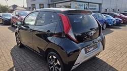 2018 (68) TOYOTA AYGO 1.0 VVT-i X-Plore 5dr 5599677