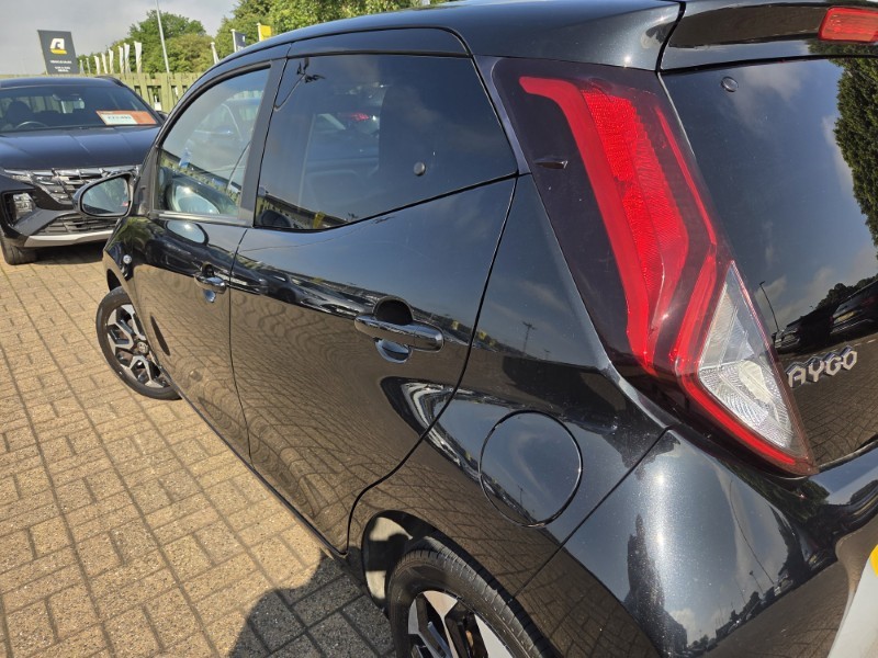 2018 (68) TOYOTA AYGO 1.0 VVT-i X-Plore 5dr 5599674