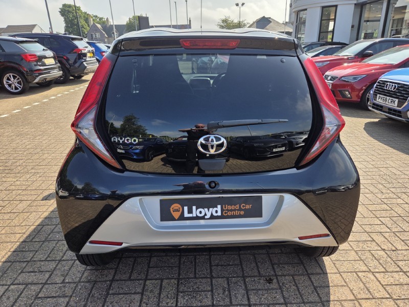 2018 (68) TOYOTA AYGO 1.0 VVT-i X-Plore 5dr 5599678