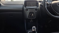 2018 (68) TOYOTA AYGO 1.0 VVT-i X-Plore 5dr 5599687
