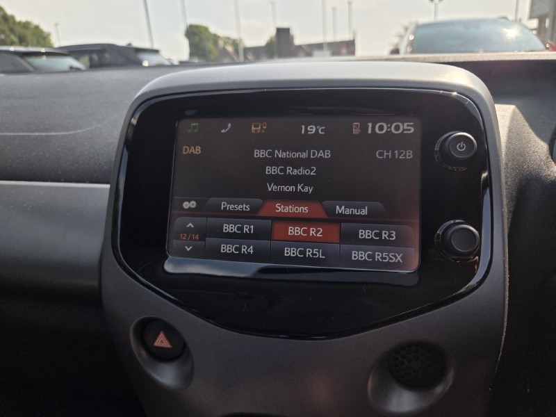 2018 (68) TOYOTA AYGO 1.0 VVT-i X-Plore 5dr 5599700