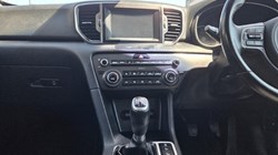 2017 (17) KIA SPORTAGE 1.7 CRDi ISG 2 5dr 5598909
