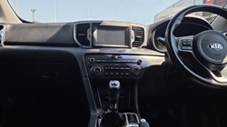 2017 (17) KIA SPORTAGE 1.7 CRDi ISG 2 5dr 5598907