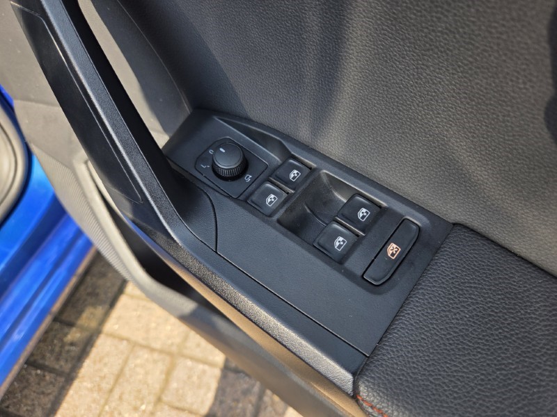 2024 (73) SEAT IBIZA 1.0 TSI 110 FR Sport 5dr DSG 5601252