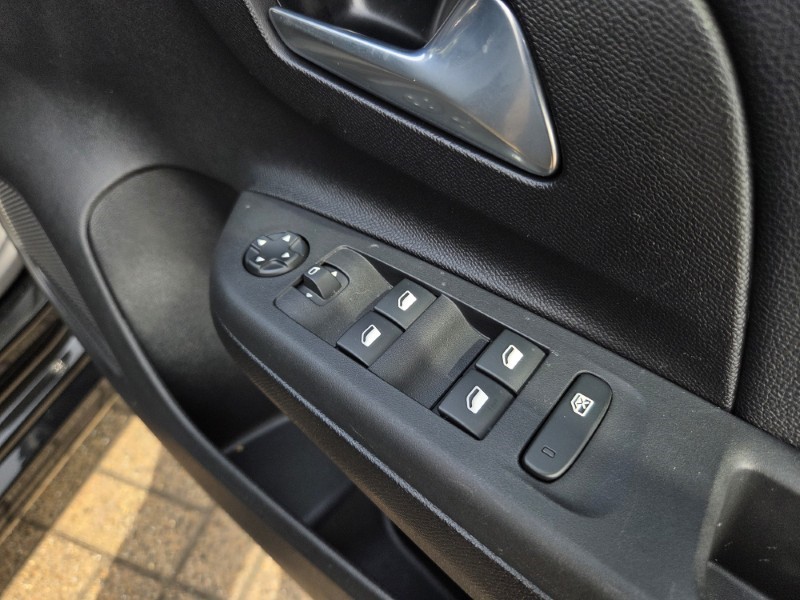 2025 (75) VAUXHALL CORSA 1.2 Turbo Yes 5dr [Winter Pack] 5693894