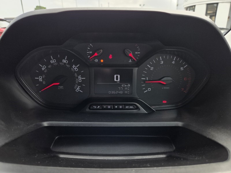 2021 (70) PEUGEOT COMMERCIAL PARTNER 1000 1.5 BlueHDi 100 Grip Van 5622073